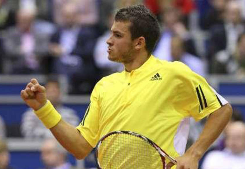 Димитров издевается над "папочкой" Шуттлером