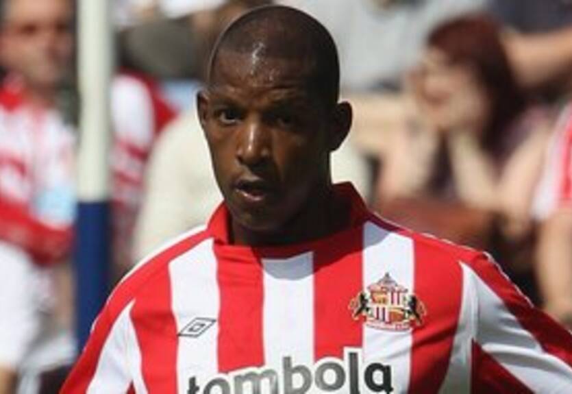 Сандерленд теряет защитника