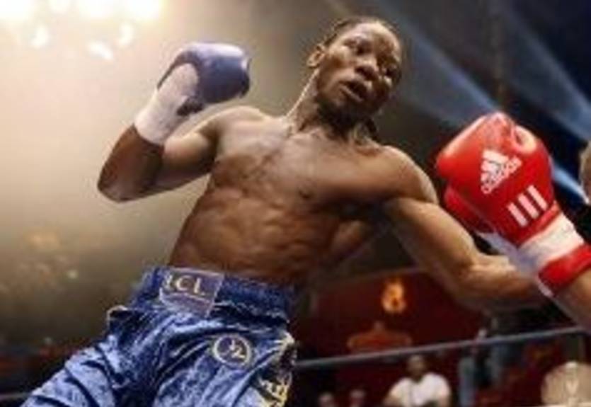 Н`Дам Н`Жикам остается временным чемпионом