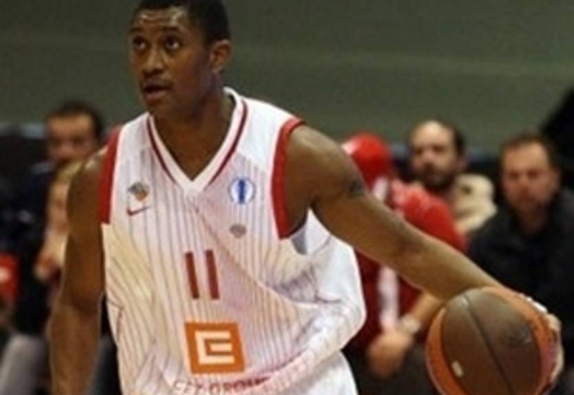 В БК Донецк еще один американец