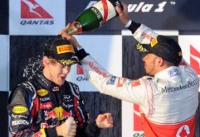 Хэмилтон: "Ред Булл понадобится KERS"