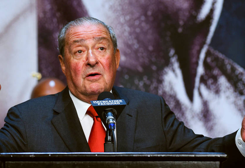 Арум: Хочу, чтобы Фьюри провел три поединка в 2022 году Арум: Хочу, чтобы Фьюри провел три поединка в 2022 году