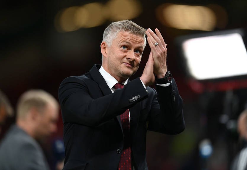 Болельщики Манчестер Юнайтед трогательно поддержали Сульшера, посвятив ему баннер