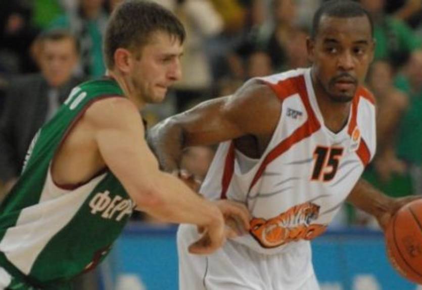 Суперлига. Донецк наносит четвертое поражение Ферро в сезоне