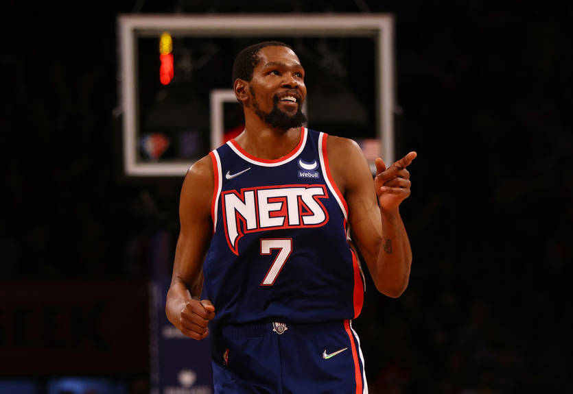 Фанат Бруклина выбрил на голове портрет Дюранта