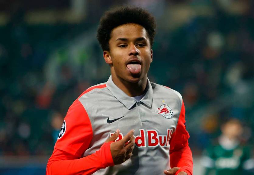 Форвард РБ Зальцбурга отказался от перехода в Барселону Форвард РБ Зальцбурга отказался от перехода в Барселону