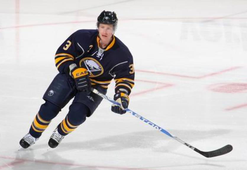 НХЛ. Баффало теряет Леопольда