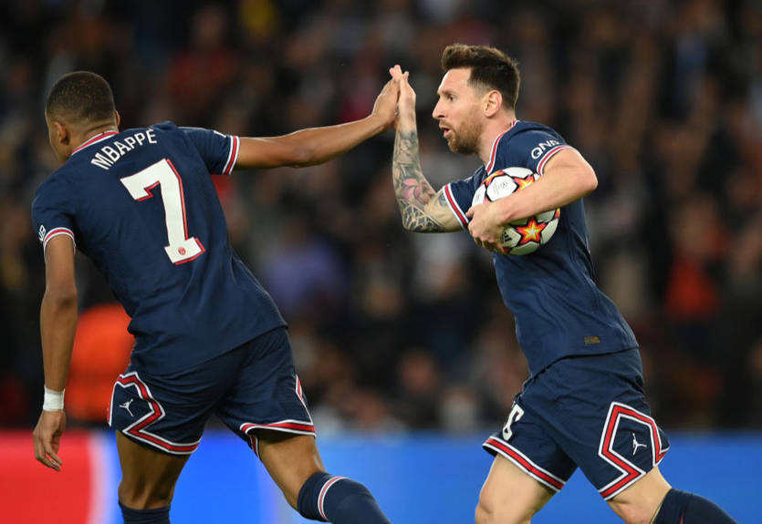 Дубли Мбаппе и Месси принесли ПСЖ победу над Брюгге Дубли Мбаппе и Месси принесли ПСЖ победу над Брюгге