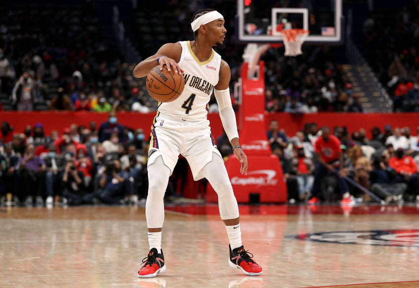 Грэм принес победу Новому Орлеану, забросив трехочковый со своей половины Грэм принес победу Новому Орлеану, забросив трехочковый со своей половины