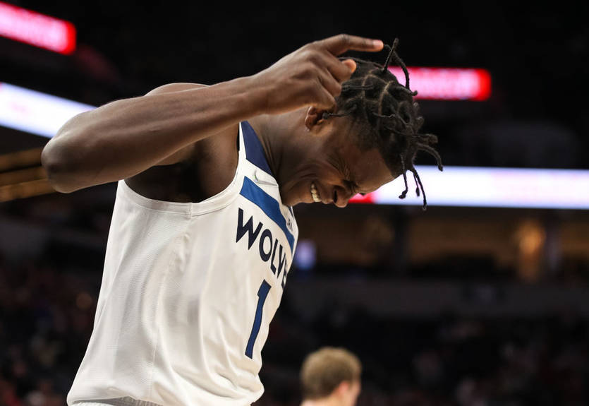 Эдвардс стал одним из самых молодых игроков НБА, набравших 2000 очков в 100 играх