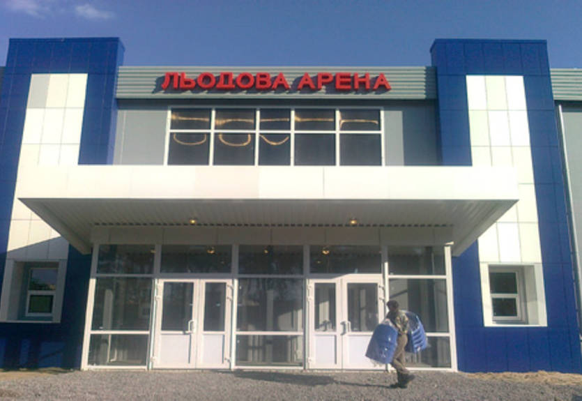 В Киеве обещают еще несколько ледовых арен