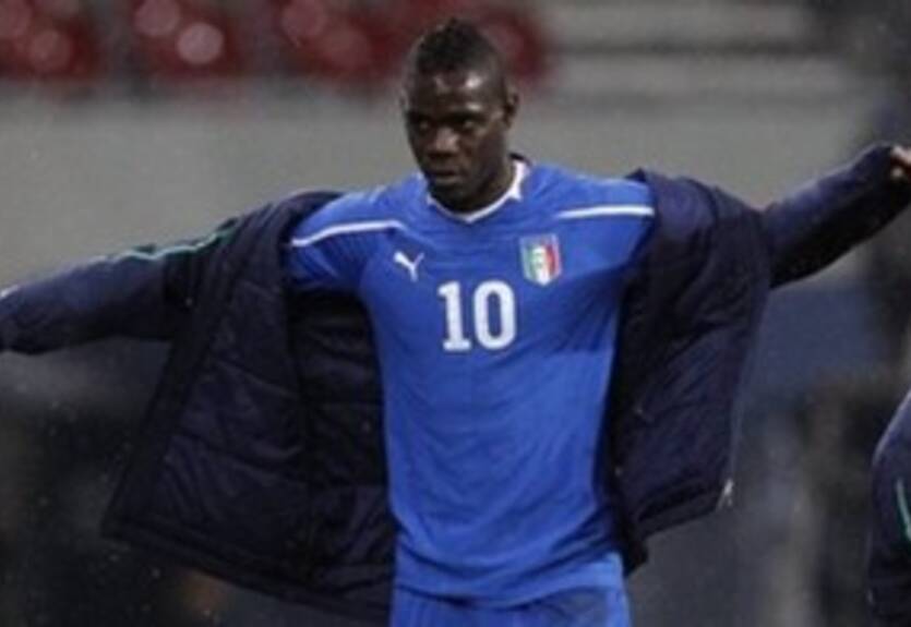 Пранделли: "Балотелли просит помощи"