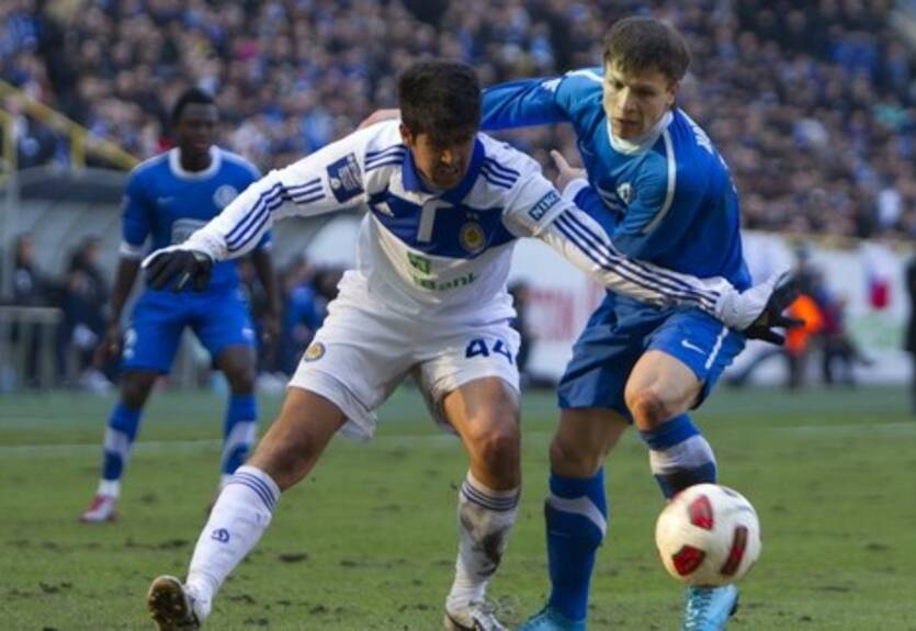 Днепр побеждает Динамо