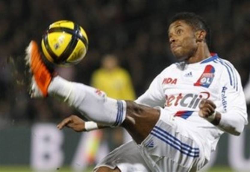 Бастосу потребуется операция