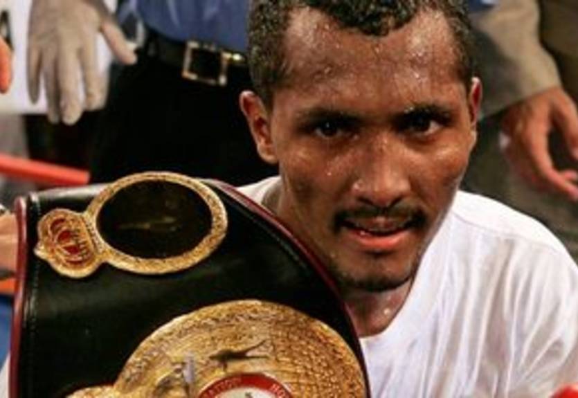 Бой Донэйр-Морено не состоится в ближайшее время