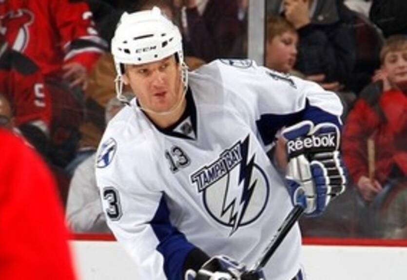 НХЛ. Защитник Тампы дисквалифицирован на три матча