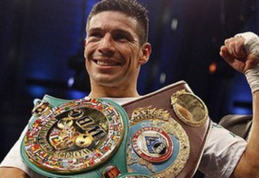 Мартинес: &quot;У Дзинзирука нет шансов&quot;