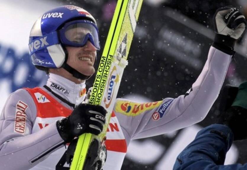 Адам Малыш тоже уходит