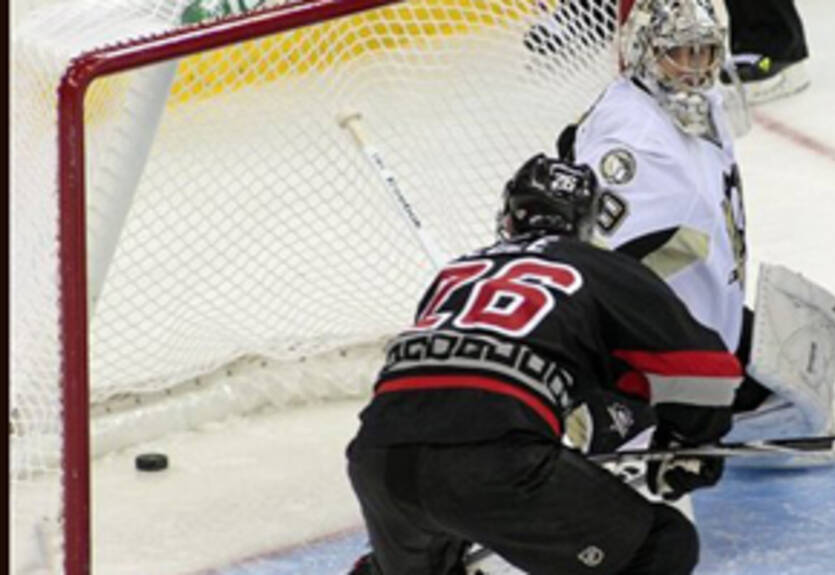 НХЛ. Коул провел 600-ю игру в карьере