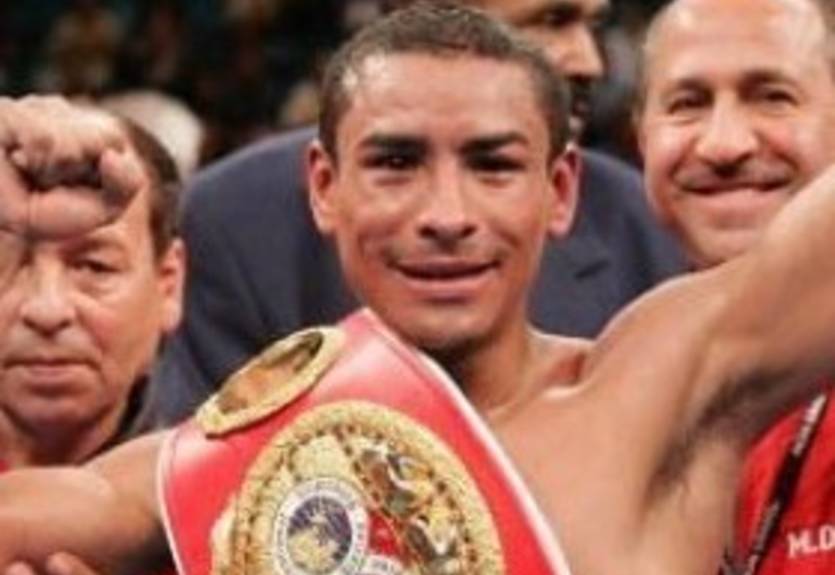 Бой Маркеса будет отложен