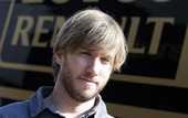 Официально: Хайдфельд стал пилотом Лотус-Рено