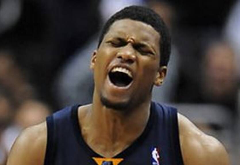 Лидер Мемфиса травмировал плечо