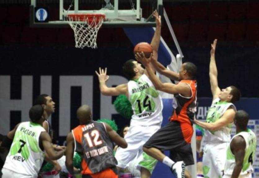 Еврокубок. Будивельник: ключевая победа во Франции