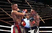 Победа Камбососа над Лопесом стала апсетом года по версии The Ring Победа Камбососа над Лопесом стала апсетом года по версии The Ring