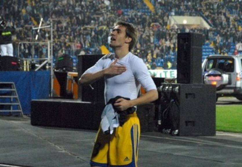 Девич подписал контракт с Металлистом