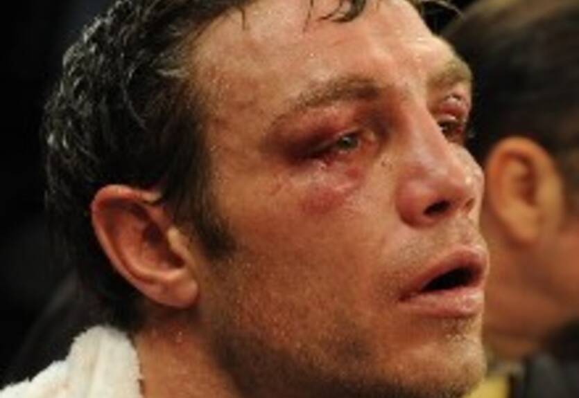 Катсидис будет боксировать в андеркарте у Моралеса