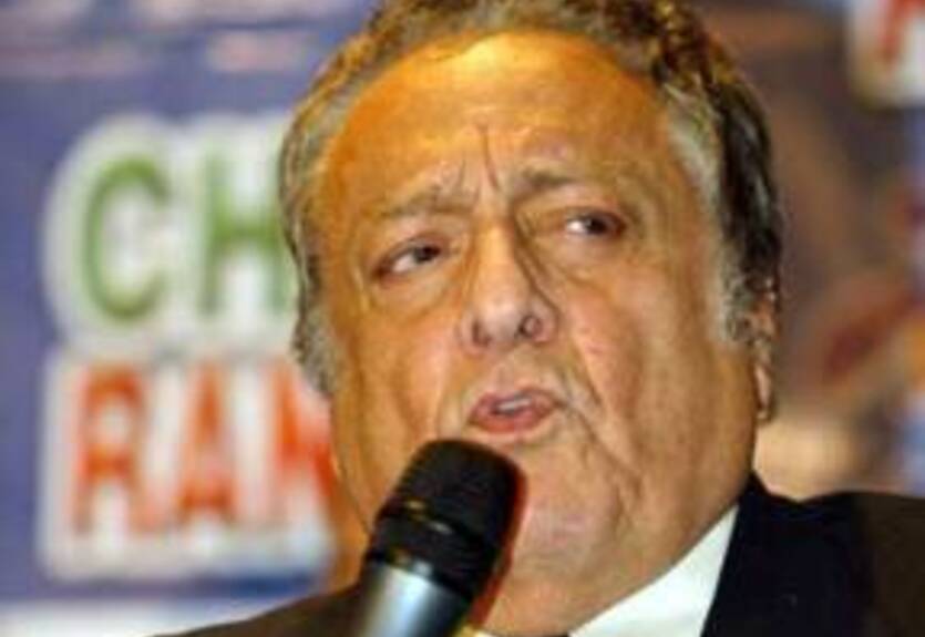 Бой Альварес-Хаттон может быть титульным