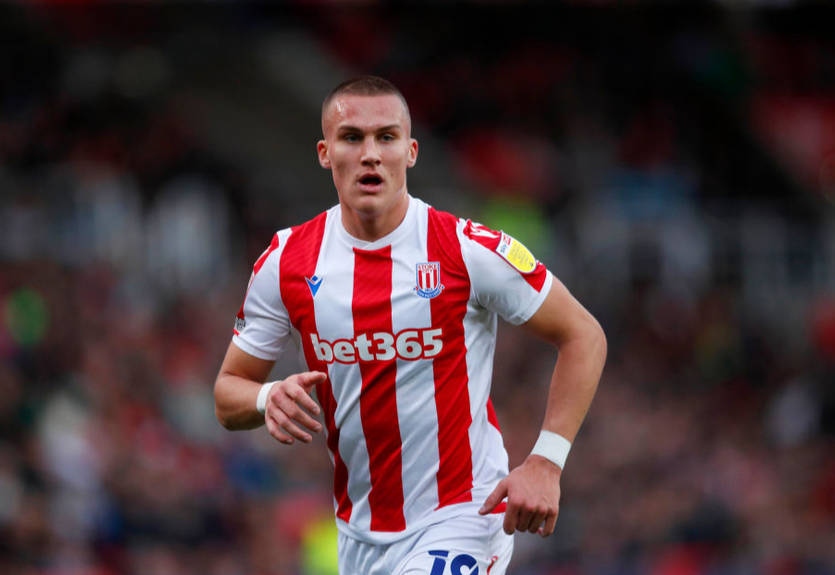 Дженоа Шевченко нашла усиление защиты в АПЛ