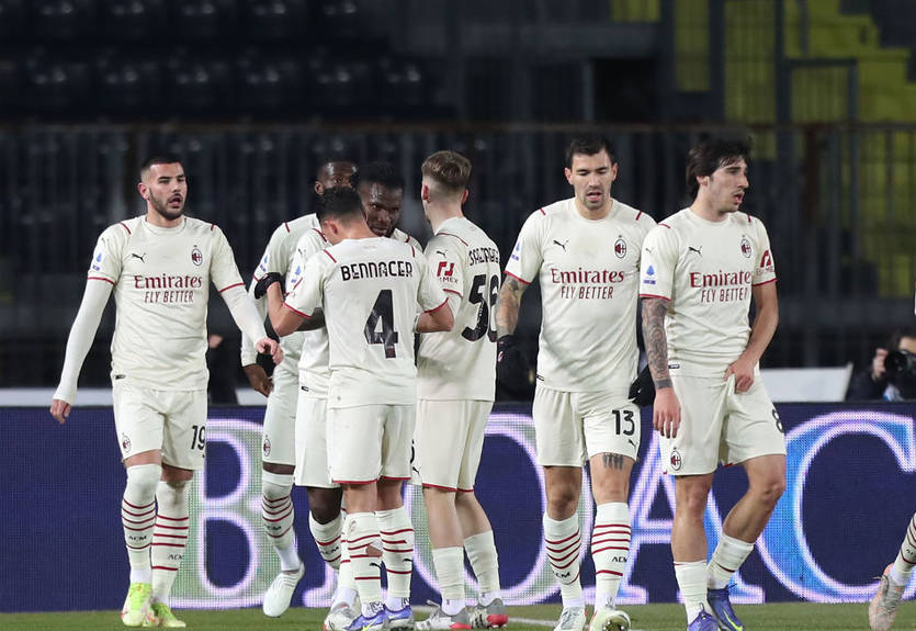 Три игрока Милана заразились коронавирусом в преддверии матча с Ромой Три игрока Милана заразились коронавирусом в преддверии матча с Ромой