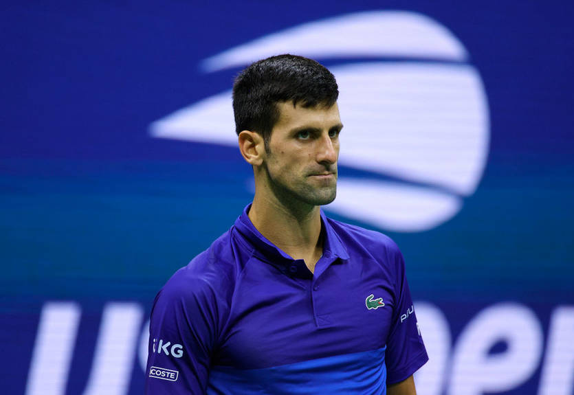 Джоковичу могут запретить въезд в Австралию на три года - источник