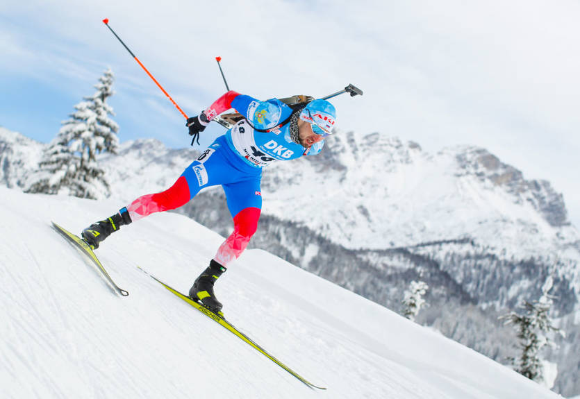 Биатлон: Логинов выиграл спринт в Оберхофе, Цымбал – в ТОП-20