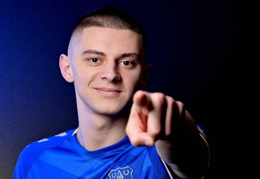 Миколенко был лучшим в дебютном матче за Эвертон по версии SofaScore