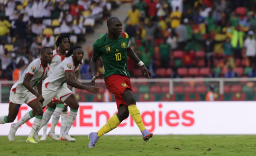 Камерун - Буркина-Фасо / twitter.com/CAF_Online