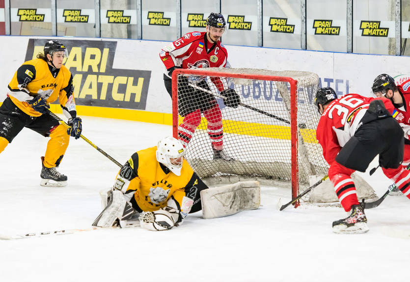 Донбасс обыграл Белый Барс, СК Сокол одержал уверенную победу над Альтаиром Донбасс обыграл Белый Барс, СК Сокол одержал уверенную победу над Альтаиром