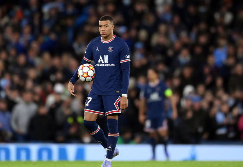 ПСЖ расписал результативную ничью с Лионом