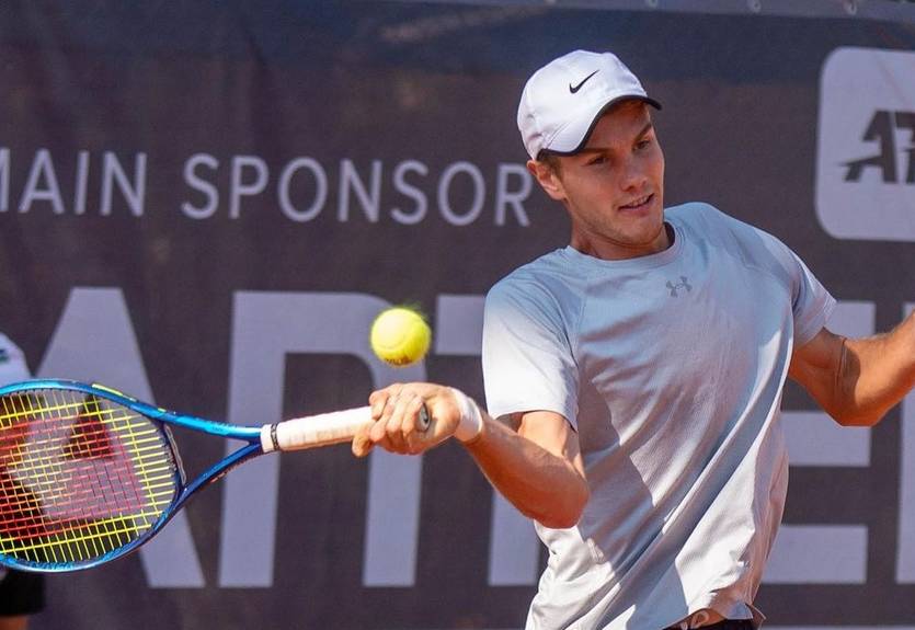 Сачко пробился во второй круг квалификации Australian Open на отказе соперника