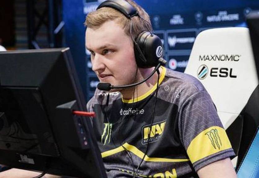 Легенда NaVi Flamie нашел себе новую команду