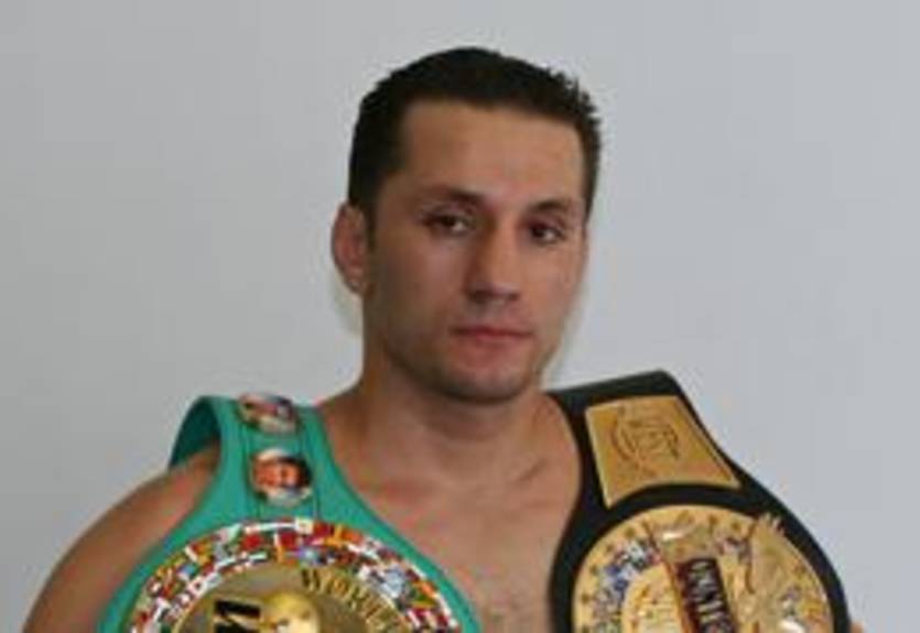 Вера одолел Мору