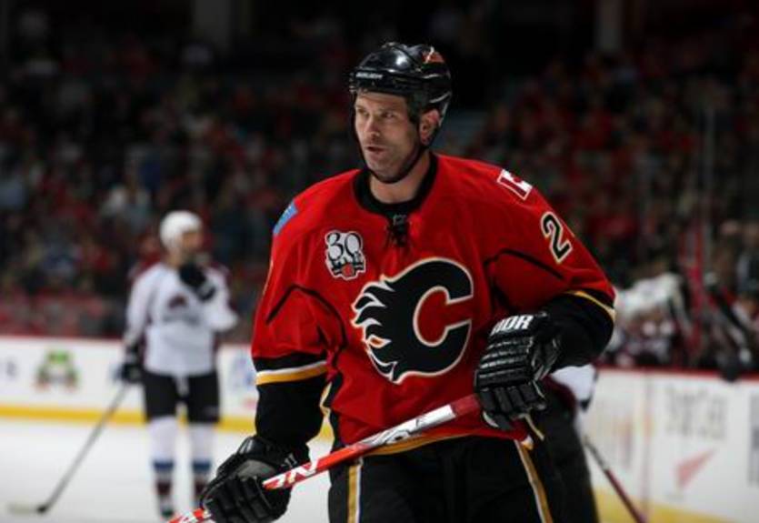 НХЛ. Форвард Калгари завершил карьеру