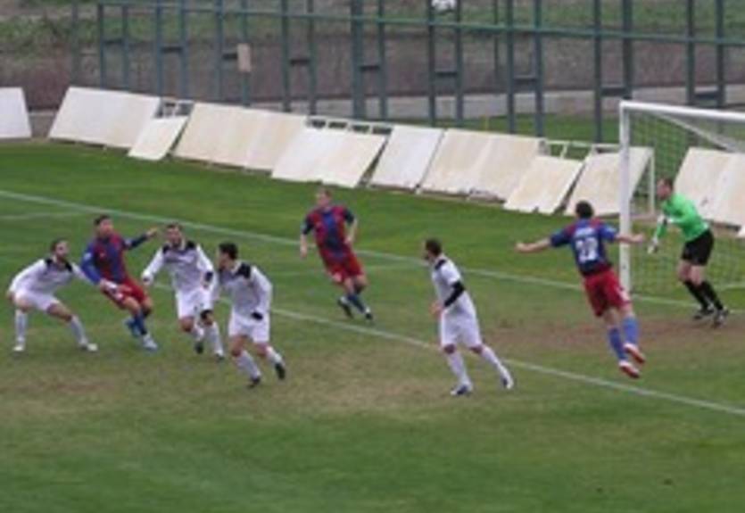 Арсенал справился с середняком сербского чемпионата