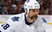 НХЛ. Торонто продлевает контракт с форвардом