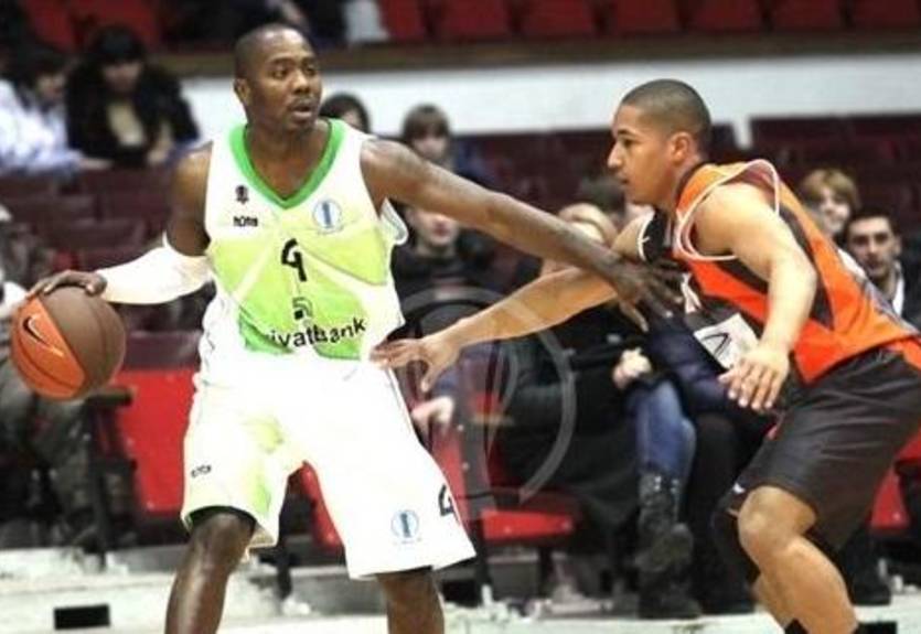 Еврокубок. Будивельник берет вторую домашнюю победу