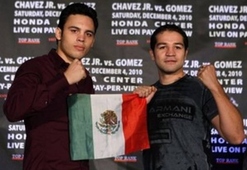 Чавес хочет всего и сразу