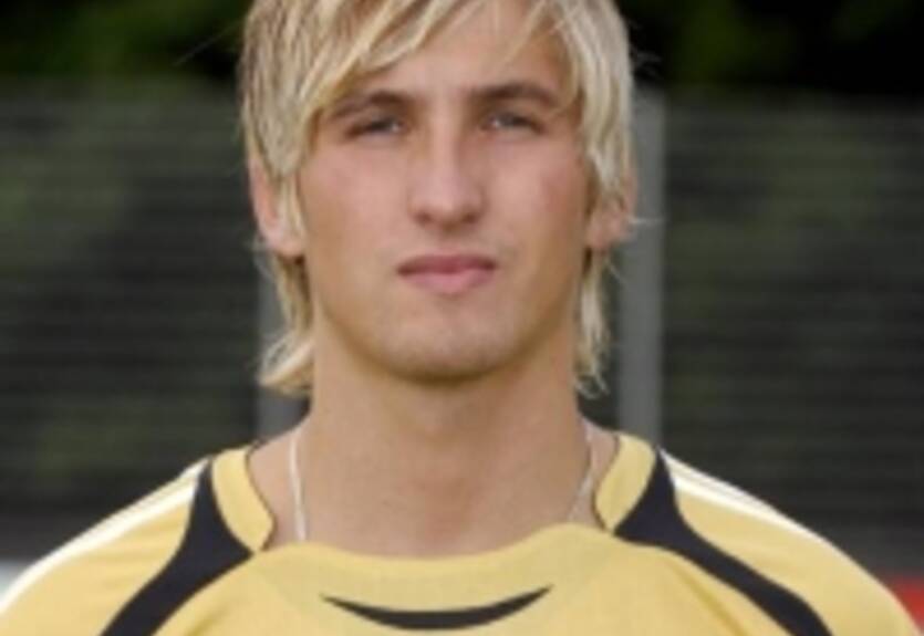 Адлер: и все-таки МЮ?