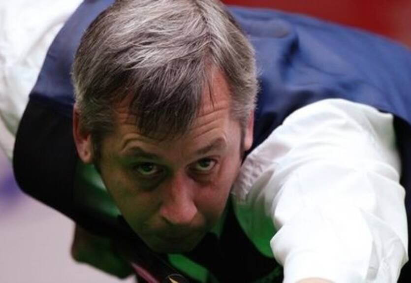 Бонд лучше всех на Snooker Shoot-Out