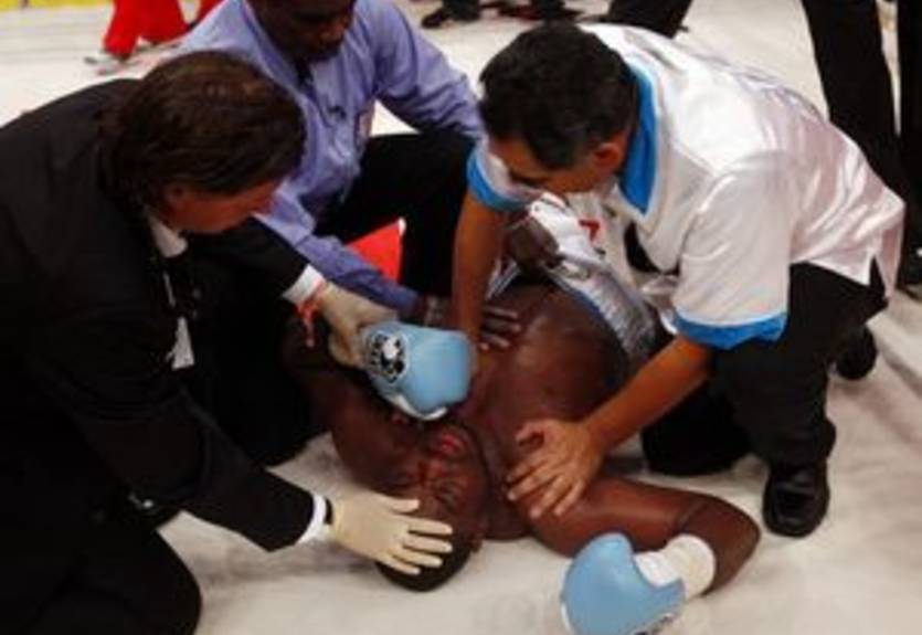 Промоутер Питера: "Адамек из-за страха согласился на бой с Кличко"